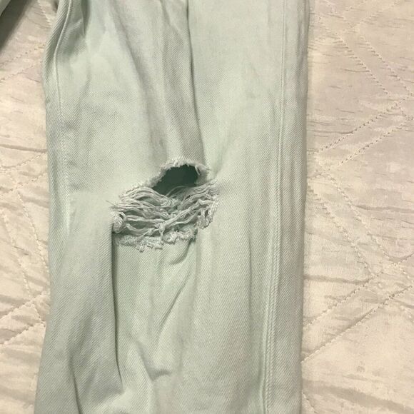 J. Brand Wynne Cropped Straight Jeans Light Green Spearmint Destruct Size 29 - Picture 3 of 9